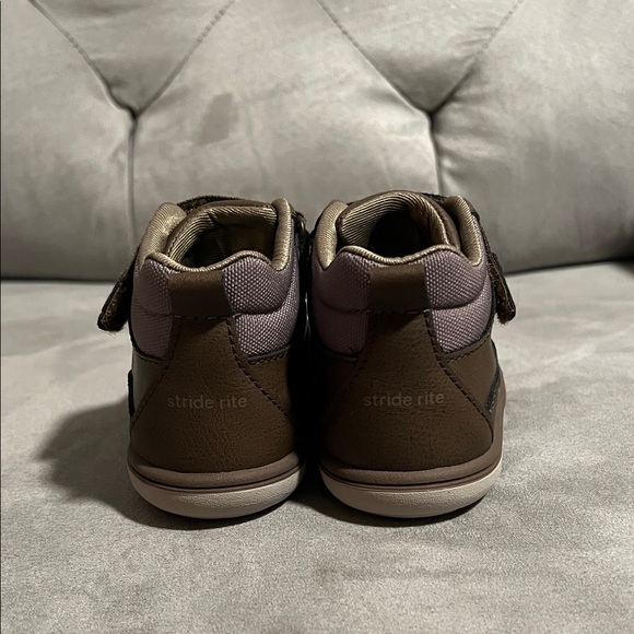 Stride Rite Braxton Sneaker Boot - Picture 3 of 5